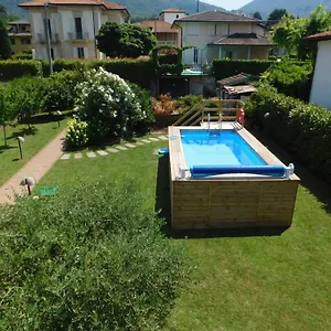 Haus Am See Ferienhaus Porto Valtravaglia