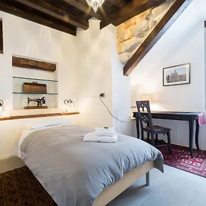 Ve.n.i.ce Cera Casa Santo Stefano Apartment Venedig
